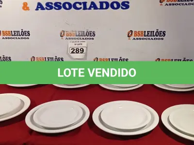 LOTE 289 - 10 PRATOS RASOS E 10 PRATOS DE SOBREMESA. (NO ESTADO) ATENÇÃO! FAZER A VISITAÇÃO ANTES DE ARREMATAR, NÃO SABEMOS SE FUNCIONA. LEILÃO NÃO TEM GARANTIA E NEM DEVOLUÇÃO, SUJEITO A POSSÍVEIS AVARIAS VISÍVEIS/OCULTAS E/OU AUSÊNCIA DE COMPONENTES.