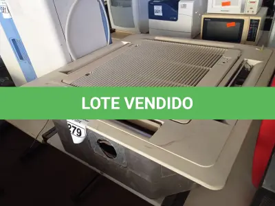 LOTE 279 - 01 EVAPORADORA DE TETO CASSETE MARCA YORK. (NO ESTADO) ATENÇÃO! FAZER A VISITAÇÃO ANTES DE ARREMATAR, NÃO SABEMOS SE FUNCIONA. LEILÃO NÃO TEM GARANTIA E NEM DEVOLUÇÃO, SUJEITO A POSSÍVEIS AVARIAS VISÍVEIS/OCULTAS E/OU AUSÊNCIA DE COMPONENTES.