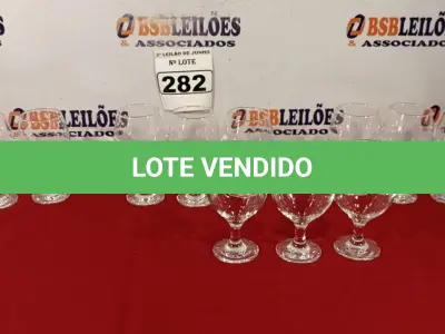 LOTE 282 - 12 TAÇAS PARA ÁGUA. (NO ESTADO) ATENÇÃO! FAZER A VISITAÇÃO ANTES DE ARREMATAR, NÃO SABEMOS SE FUNCIONA. LEILÃO NÃO TEM GARANTIA E NEM DEVOLUÇÃO, SUJEITO A POSSÍVEIS AVARIAS VISÍVEIS/OCULTAS E/OU AUSÊNCIA DE COMPONENTES.