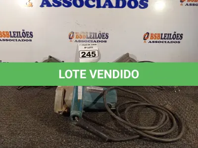 LOTE 245 - 02 FURADEIRAS E 01 MAKITA. (NO ESTADO) ATENÇÃO! FAZER A VISITAÇÃO ANTES DE ARREMATAR, NÃO SABEMOS SE FUNCIONA. LEILÃO NÃO TEM GARANTIA E NEM DEVOLUÇÃO, SUJEITO A POSSÍVEIS AVARIAS VISÍVEIS/OCULTAS E/OU AUSÊNCIA DE COMPONENTES.