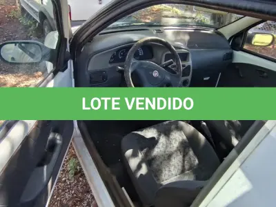 LOTE 030 - 01 FIAT STRADA PICK UP FIRE FLEX; PLACA: JIF-1584; ANO: 2009.  CHASSI: 9BD27803M97161591, RENAVAM: 00148259901; (PINTURA DO CAPÔ E TETO DESGASTADOS). (NO ESTADO)