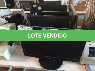 LOTE 182 - 06 MONITORES LCD, SENDO 01 MARCA HP E 05 MARCA DELL. (NO ESTADO) ATENÇÃO! FAZER A VISITAÇÃO ANTES DE ARREMATAR, NÃO SABEMOS SE FUNCIONA. LEILÃO NÃO TEM GARANTIA E NEM DEVOLUÇÃO, SUJEITO A POSSÍVEIS AVARIAS VISÍVEIS/OCULTAS E/OU AUSÊNCIA DE COMPONENTES.