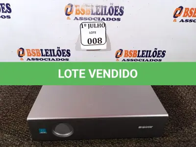 LOTE 008 - 01 PROJETOR LCD MULTIMIDIA, MODELO: VPL-CS7 MARCA SONY 220V. (NO ESTADO) ATENÇÃO! FAZER A VISITAÇÃO ANTES DE ARREMATAR, NÃO SABEMOS SE FUNCIONA. LEILÃO NÃO TEM GARANTIA E NEM DEVOLUÇÃO, SUJEITO A POSSÍVEIS AVARIAS VISÍVEIS/OCULTAS E/OU AUSÊNCIA DE COMPONENTES.