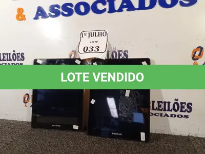 LOTE 033 - 02 TABLET'S MARCA POSITIVO SEM CARREGADOR. (NO ESTADO) ATENÇÃO! FAZER A VISITAÇÃO ANTES DE ARREMATAR, NÃO SABEMOS SE FUNCIONA. LEILÃO NÃO TEM GARANTIA E NEM DEVOLUÇÃO, SUJEITO A POSSÍVEIS AVARIAS VISÍVEIS/OCULTAS E/OU AUSÊNCIA DE COMPONENTES.