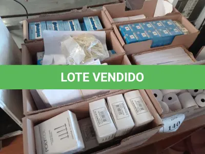 LOTE 140 - 01 LOTE COM DIVERSOS MATERIAIS PARA ESCRITÓRIO. (NO ESTADO) ATENÇÃO! FAZER A VISITAÇÃO ANTES DE ARREMATAR, NÃO SABEMOS SE FUNCIONA. LEILÃO NÃO TEM GARANTIA E NEM DEVOLUÇÃO, SUJEITO A POSSÍVEIS AVARIAS VISÍVEIS/OCULTAS E/OU AUSÊNCIA DE COMPONENTES.