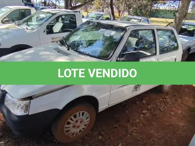 LOTE 005 - 01 FIAT UNO MILLE FIRE FLEX; PLACA: JGN-9908; ANO: 2005 CHASSI: 9BD15802764753934, RENAVAM: 00865845972. (VEÍCULO NÃO FUNCIONA, BOMBA DE COMBUSTÍVEL TRAVADA) (NO ESTADO)