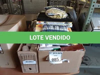 LOTE 085 - 01 LOTE COM DIVERSOS MATERIAIS PARA ESCRITÓRIO. (NO ESTADO) ATENÇÃO! FAZER A VISITAÇÃO ANTES DE ARREMATAR, NÃO SABEMOS SE FUNCIONA. LEILÃO NÃO TEM GARANTIA E NEM DEVOLUÇÃO, SUJEITO A POSSÍVEIS AVARIAS VISÍVEIS/OCULTAS E/OU AUSÊNCIA DE COMPONENTES.