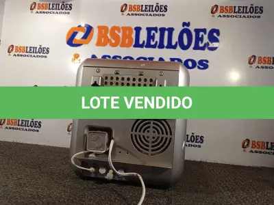LOTE 129 - 01 PURIFICADOR DE ÁGUA MODELO: PA30G MARCA ELETROLUX 220V. (NO ESTADO) ATENÇÃO! FAZER A VISITAÇÃO ANTES DE ARREMATAR, NÃO SABEMOS SE FUNCIONA. LEILÃO NÃO TEM GARANTIA E NEM DEVOLUÇÃO, SUJEITO A POSSÍVEIS AVARIAS VISÍVEIS/OCULTAS E/OU AUSÊNCIA DE COMPONENTES.