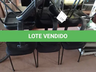 LOTE 110 - 07 CADEIRAS PARA ESCRITÓRIO PÉS FIXOS. (NO ESTADO) ATENÇÃO! FAZER A VISITAÇÃO ANTES DE ARREMATAR, NÃO SABEMOS SE FUNCIONA. LEILÃO NÃO TEM GARANTIA E NEM DEVOLUÇÃO, SUJEITO A POSSÍVEIS AVARIAS VISÍVEIS/OCULTAS E/OU AUSÊNCIA DE COMPONENTES.