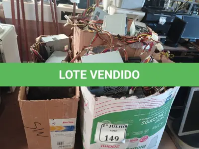 LOTE 149 - 01 LOTE COM FONTES PARA COMPUTADORES, TELEFONES E TECLADOS. (NO ESTADO) ATENÇÃO! FAZER A VISITAÇÃO ANTES DE ARREMATAR, NÃO SABEMOS SE FUNCIONA. LEILÃO NÃO TEM GARANTIA E NEM DEVOLUÇÃO, SUJEITO A POSSÍVEIS AVARIAS VISÍVEIS/OCULTAS E/OU AUSÊNCIA DE COMPONENTES.