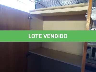 LOTE 116 - 01 ARMÁRIO 02 PORTAS. (NO ESTADO) ATENÇÃO! FAZER A VISITAÇÃO ANTES DE ARREMATAR, NÃO SABEMOS SE FUNCIONA. LEILÃO NÃO TEM GARANTIA E NEM DEVOLUÇÃO, SUJEITO A POSSÍVEIS AVARIAS VISÍVEIS/OCULTAS E/OU AUSÊNCIA DE COMPONENTES.