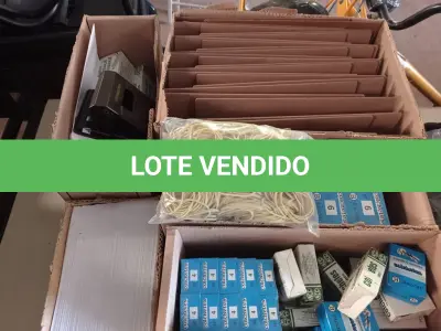 LOTE 136 - 01 LOTE COM DIVERSOS MATERIAIS PARA ESCRITÓRIO. (NO ESTADO) ATENÇÃO! FAZER A VISITAÇÃO ANTES DE ARREMATAR, NÃO SABEMOS SE FUNCIONA. LEILÃO NÃO TEM GARANTIA E NEM DEVOLUÇÃO, SUJEITO A POSSÍVEIS AVARIAS VISÍVEIS/OCULTAS E/OU AUSÊNCIA DE COMPONENTES.