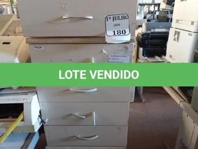 LOTE 180 - 03 GAVETEIROS PARA ESCRITÓRIO COM 04 GAVETAS CASA, SENDO 01 SEM 01 GAVETA. (NO ESTADO) ATENÇÃO! FAZER A VISITAÇÃO ANTES DE ARREMATAR, NÃO SABEMOS SE FUNCIONA. LEILÃO NÃO TEM GARANTIA E NEM DEVOLUÇÃO, SUJEITO A POSSÍVEIS AVARIAS VISÍVEIS/OCULTAS E/OU AUSÊNCIA DE COMPONENTES.