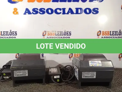 LOTE 130 - 02 IMPRESSORAS TÉRMICAS, SENDO 01 DR-800/005 E 01 FINAL 006 COM FONTE SEM O CABO. (NO ESTADO) ATENÇÃO! FAZER A VISITAÇÃO ANTES DE ARREMATAR, NÃO SABEMOS SE FUNCIONA. LEILÃO NÃO TEM GARANTIA E NEM DEVOLUÇÃO, SUJEITO A POSSÍVEIS AVARIAS VISÍVEIS/OCULTAS E/OU AUSÊNCIA DE COMPONENTES.