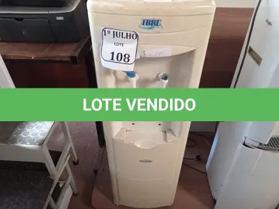 LOTE 108 - 01 BEBEDOURO PARA GARRAFÃO IBBL, APENAS 01 LIGANDO. (NO ESTADO) ATENÇÃO! FAZER A VISITAÇÃO ANTES DE ARREMATAR, NÃO SABEMOS SE FUNCIONA. LEILÃO NÃO TEM GARANTIA E NEM DEVOLUÇÃO, SUJEITO A POSSÍVEIS AVARIAS VISÍVEIS/OCULTAS E/OU AUSÊNCIA DE COMPONENTES.