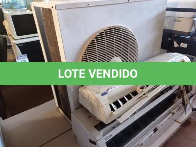 LOTE 176 - 03 SUCATAS DE CONDICIONADORAS DE AR. (NO ESTADO) ATENÇÃO! FAZER A VISITAÇÃO ANTES DE ARREMATAR, NÃO SABEMOS SE FUNCIONA. LEILÃO NÃO TEM GARANTIA E NEM DEVOLUÇÃO, SUJEITO A POSSÍVEIS AVARIAS VISÍVEIS/OCULTAS E/OU AUSÊNCIA DE COMPONENTES.