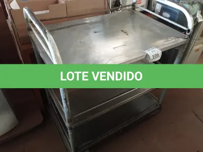 LOTE 106 - 01 CARRINHO COM RODINHAS. (NO ESTADO) ATENÇÃO! FAZER A VISITAÇÃO ANTES DE ARREMATAR, NÃO SABEMOS SE FUNCIONA. LEILÃO NÃO TEM GARANTIA E NEM DEVOLUÇÃO, SUJEITO A POSSÍVEIS AVARIAS VISÍVEIS/OCULTAS E/OU AUSÊNCIA DE COMPONENTES.