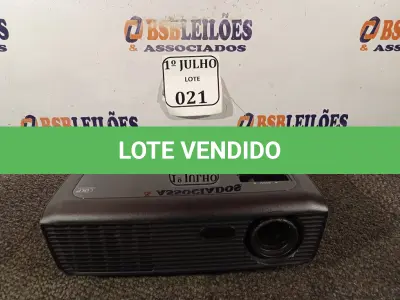 LOTE 021 - 01 PROJETOR LCD MULTIMIDIA, MODELO: EX536 MARCA OPTMA 220V. (NO ESTADO) ATENÇÃO! FAZER A VISITAÇÃO ANTES DE ARREMATAR, NÃO SABEMOS SE FUNCIONA. LEILÃO NÃO TEM GARANTIA E NEM DEVOLUÇÃO, SUJEITO A POSSÍVEIS AVARIAS VISÍVEIS/OCULTAS E/OU AUSÊNCIA DE COMPONENTES.