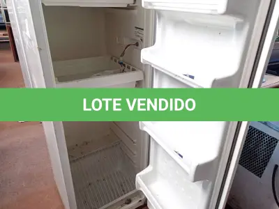 LOTE 193 - 01 REFRIGERADOR PRATICE240 MARCA CONSUL COM DEFEITO. (NO ESTADO) ATENÇÃO! FAZER A VISITAÇÃO ANTES DE ARREMATAR, NÃO SABEMOS SE FUNCIONA. LEILÃO NÃO TEM GARANTIA E NEM DEVOLUÇÃO, SUJEITO A POSSÍVEIS AVARIAS VISÍVEIS/OCULTAS E/OU AUSÊNCIA DE COMPONENTES.