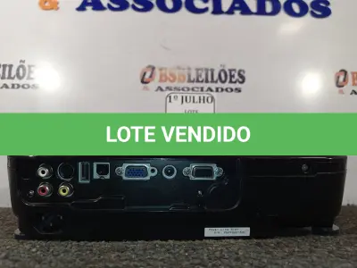 LOTE 012 - 01 PROJETOR LCD MULTIMIDIA MODELO H430A COM CASE MARCA EPSON 220V. (NO ESTADO) ATENÇÃO! FAZER A VISITAÇÃO ANTES DE ARREMATAR, NÃO SABEMOS SE FUNCIONA. LEILÃO NÃO TEM GARANTIA E NEM DEVOLUÇÃO, SUJEITO A POSSÍVEIS AVARIAS VISÍVEIS/OCULTAS E/OU AUSÊNCIA DE COMPONENTES.