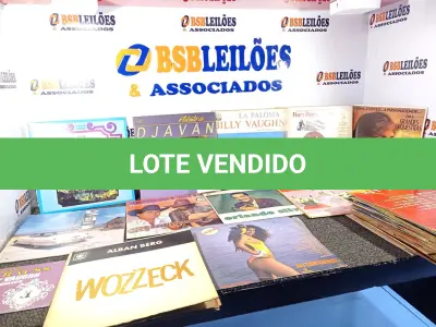 LOTE 075 - 01 LOTE COM DIVERSOS LPS VARIADOS. (NO ESTADO) ATENÇÃO! FAZER A VISITAÇÃO ANTES DE ARREMATAR, NÃO SABEMOS SE FUNCIONA. LEILÃO NÃO TEM GARANTIA E NEM DEVOLUÇÃO, SUJEITO A POSSÍVEIS AVARIAS VISÍVEIS/OCULTAS E/OU AUSÊNCIA DE COMPONENTES.