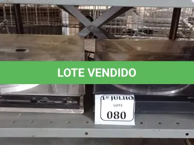 LOTE 080 - 02 TOCA DISCOS DE VINIL, SENDO 01 MARCA PHILCO E 01 GRADIENTE. (NO ESTADO) ATENÇÃO! FAZER A VISITAÇÃO ANTES DE ARREMATAR, NÃO SABEMOS SE FUNCIONA. LEILÃO NÃO TEM GARANTIA E NEM DEVOLUÇÃO, SUJEITO A POSSÍVEIS AVARIAS VISÍVEIS/OCULTAS E/OU AUSÊNCIA DE COMPONENTES.