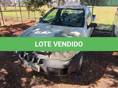 LOTE 030 - 01 FIAT STRADA PICK UP FIRE FLEX; PLACA: JIF-1584; ANO: 2009.  CHASSI: 9BD27803M97161591, RENAVAM: 00148259901; (PINTURA DO CAPÔ E TETO DESGASTADOS). (NO ESTADO)