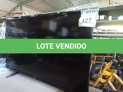 LOTE 127 - 01 TV LED LCD 40’’ MARCA PANASONIC. (NO ESTADO) ATENÇÃO! FAZER A VISITAÇÃO ANTES DE ARREMATAR, NÃO SABEMOS SE FUNCIONA. LEILÃO NÃO TEM GARANTIA E NEM DEVOLUÇÃO, SUJEITO A POSSÍVEIS AVARIAS VISÍVEIS/OCULTAS E/OU AUSÊNCIA DE COMPONENTES.