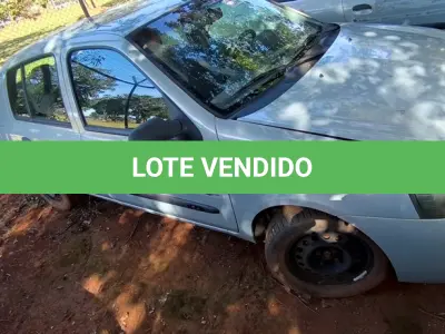 LOTE 008 - 01 RENAULT CLIO AUT1616VS; PLACA: JHM-0627; ANO: 2008. CHASSI: 8A1LB8E058L033341, RENAVAM: 00973873230;(NO ESTADO)