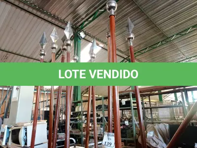 LOTE 139 - 11 PORTA BANDEIRAS. (NO ESTADO) ATENÇÃO! FAZER A VISITAÇÃO ANTES DE ARREMATAR, NÃO SABEMOS SE FUNCIONA. LEILÃO NÃO TEM GARANTIA E NEM DEVOLUÇÃO, SUJEITO A POSSÍVEIS AVARIAS VISÍVEIS/OCULTAS E/OU AUSÊNCIA DE COMPONENTES.