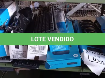 LOTE 058 - 01 LOTE COM TECLADOS, MOUSE E TONERS DIVERSOS. (NO ESTADO) ATENÇÃO! FAZER A VISITAÇÃO ANTES DE ARREMATAR, NÃO SABEMOS SE FUNCIONA. LEILÃO NÃO TEM GARANTIA E NEM DEVOLUÇÃO, SUJEITO A POSSÍVEIS AVARIAS VISÍVEIS/OCULTAS E/OU AUSÊNCIA DE COMPONENTES.