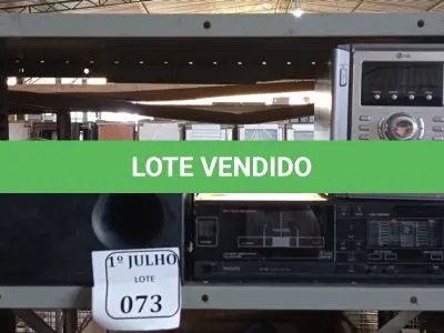 LOTE 073 - 01 MICRO HI-FI SYSTEM,MODELO: LX-W550A BI VOLTS, 01 TAPE DECK PHILIPS, MODELO FC-310 MARCA PHILIPS E 01 CAIXA SUBWOOFER MARCA SAMSUNG.(NO ESTADO) ATENÇÃO! FAZER A VISITAÇÃO ANTES DE ARREMATAR, NÃO SABEMOS SE FUNCIONA. LEILÃO NÃO TEM GARANTIA E NEM DEVOLUÇÃO, SUJEITO A POSSÍVEIS AVARIAS VISÍVEIS/OCULTAS E/OU AUSÊNCIA DE COMPONENTES.