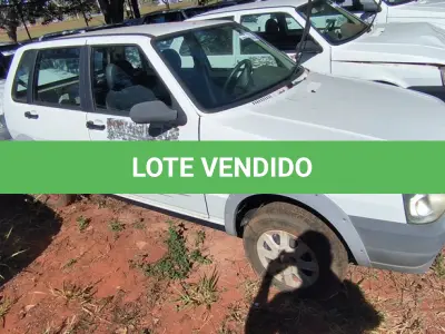 LOTE 016 - 01 FIAT UNO MILLE WAY ECON; PLACA: JHG-0161; ANO: 2009. CHASSI: 9BD15844AA6273548, RENAVAM: 00143792660; (VEÍCULO NÃO FUNCIONA BOMBA DE COMBUSTÍVEL TRAVADA). (NO ESTADO)