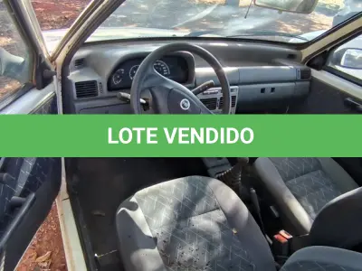 LOTE 005 - 01 FIAT UNO MILLE FIRE FLEX; PLACA: JGN-9908; ANO: 2005 CHASSI: 9BD15802764753934, RENAVAM: 00865845972. (VEÍCULO NÃO FUNCIONA, BOMBA DE COMBUSTÍVEL TRAVADA) (NO ESTADO)