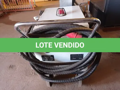 LOTE 453 - 01 AUXILIAR DE PARTIDA PARA AERONAVE MARCA JET POWER FLTER II 2500 POTÊNCIA 56KVA ENTRADA DE 380VOLTS E SAÍDA DE 28DC. (NO ESTADO) ATENÇÃO! FAZER A VISITAÇÃO ANTES DE ARREMATAR, NÃO SABEMOS SE FUNCIONA. LEILÃO NÃO TEM GARANTIA E NEM DEVOLUÇÃO, SUJEITO A POSSÍVEIS AVARIAS VISÍVEIS/OCULTAS E/OU AUSÊNCIA DE COMPONENTES.