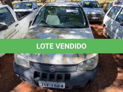 LOTE 018 - 01 FIAT STRADA PICK UP FIRE FLEX; PLACA: JIF-1564; ANO: 2009. CHASSI: 9BD27803M97161682, RENAVAM: 00148257402; (VEÍCULO NÃO FUNCIONA, CORREIA DENTADA QUEBRADA, VEÍCULO FALTANDO RETROVISORES EXTERNOS LD/LE) (NO ESTADO)