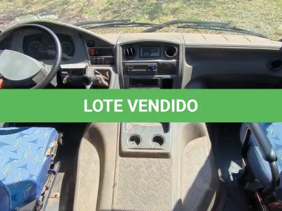 LOTE 044 - 01 ÔNIBUS VOLARE W8 ON MARCOPOLO; PLACA: JHJ-9048; ANO: 2008. CHASSI: 93PB12E3P9C026833, RENAVAM: 00982481110; (NO ESTADO)