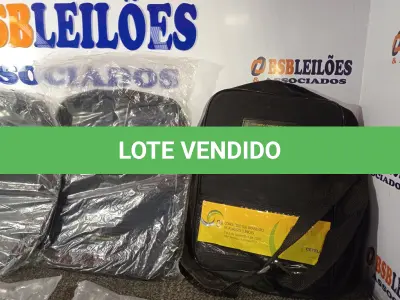 LOTE 135 - 01 LOTE COM 10 BOLSAS/MOCHILAS. (NO ESTADO) ATENÇÃO! FAZER A VISITAÇÃO ANTES DE ARREMATAR, NÃO SABEMOS SE FUNCIONA. LEILÃO NÃO TEM GARANTIA E NEM DEVOLUÇÃO, SUJEITO A POSSÍVEIS AVARIAS VISÍVEIS/OCULTAS E/OU AUSÊNCIA DE COMPONENTES.
