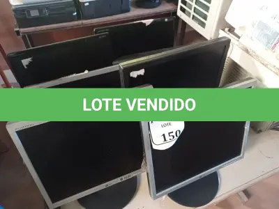 LOTE 150 - 07 MONITORES DIVERSOS. (NO ESTADO) ATENÇÃO! FAZER A VISITAÇÃO ANTES DE ARREMATAR, NÃO SABEMOS SE FUNCIONA. LEILÃO NÃO TEM GARANTIA E NEM DEVOLUÇÃO, SUJEITO A POSSÍVEIS AVARIAS VISÍVEIS/OCULTAS E/OU AUSÊNCIA DE COMPONENTES.