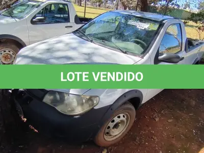 LOTE 023 - 01 FIAT STRADA PICK UP FIRE FLEX; PLACA: JIC-4717; ANO: 2009.  CHASSI: 9BD27803MA7188523, RENAVAM: 00164945334; VEÍCULO NÃO FUNCIONA, BOMBA DE COMBUSTÍVEL TRAVADA (NO ESTADO)