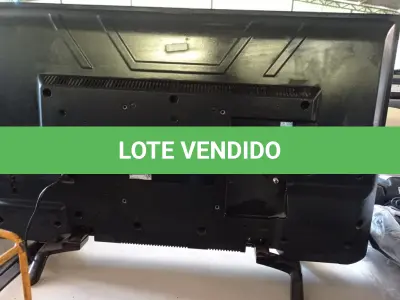 LOTE 127 - 01 TV LED LCD 40’’ MARCA PANASONIC. (NO ESTADO) ATENÇÃO! FAZER A VISITAÇÃO ANTES DE ARREMATAR, NÃO SABEMOS SE FUNCIONA. LEILÃO NÃO TEM GARANTIA E NEM DEVOLUÇÃO, SUJEITO A POSSÍVEIS AVARIAS VISÍVEIS/OCULTAS E/OU AUSÊNCIA DE COMPONENTES.