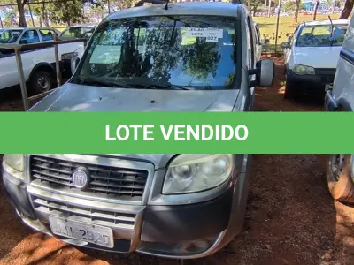 LOTE 027 - 01 FIAT DOBLÔ ATRACTV 1.4 MINIVAN; PLACA: JJI-2920; ANO:2012. CHASSI: 9BD119707C1090526, RENAVAM: 00455932654; (CENTRAL DE ACESSÓRIOS CONFORTO EM CURTO-CIRCUITO, MOTOR COM BARULHO ANORMAL (RAJANDO) VEÍCULO NÃO FUNCIONA, BOMBA DE COMBUSTÍVEL TRAVADA). (NO ESTADO)