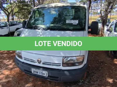 LOTE 045 - 01 RENAULT MASTER FURGÃO 8M3 25DCI; PLACA: JHN-1949; ANO: 2009. CHASSI: 93YADCUD59J199880, RENAVAM: 00116398060;  (COMPRESSOR DO AR/COND TRAVADO, FREIO TRASEIRO E DIANTEIRO DESGASTADO, SUSPENSÃO DIANTEIRA FAZENDO MUITO BARULHO. (NO ESTADO)