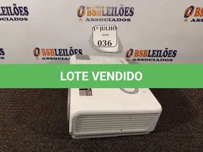 LOTE 036 - 01 PROJETOR LCD MULTIMIDIA, MODELO: D853W MARCA VIVITEK 220V. (NO ESTADO) ATENÇÃO! FAZER A VISITAÇÃO ANTES DE ARREMATAR, NÃO SABEMOS SE FUNCIONA. LEILÃO NÃO TEM GARANTIA E NEM DEVOLUÇÃO, SUJEITO A POSSÍVEIS AVARIAS VISÍVEIS/OCULTAS E/OU AUSÊNCIA DE COMPONENTES.