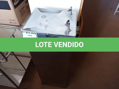 LOTE 118 - 01 BEBEDOURO EM INOX MARCA LIBELL. (LIGANDO)(NO ESTADO) ATENÇÃO! FAZER A VISITAÇÃO ANTES DE ARREMATAR, NÃO SABEMOS SE FUNCIONA. LEILÃO NÃO TEM GARANTIA E NEM DEVOLUÇÃO, SUJEITO A POSSÍVEIS AVARIAS VISÍVEIS/OCULTAS E/OU AUSÊNCIA DE COMPONENTES.