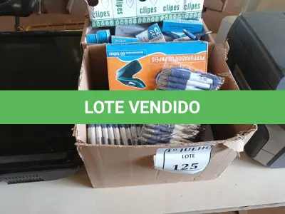 LOTE 125 - 01 LOTE COM DIVERSOS MATERIAIS PARA ESCRITÓRIO. (NO ESTADO) ATENÇÃO! FAZER A VISITAÇÃO ANTES DE ARREMATAR, NÃO SABEMOS SE FUNCIONA. LEILÃO NÃO TEM GARANTIA E NEM DEVOLUÇÃO, SUJEITO A POSSÍVEIS AVARIAS VISÍVEIS/OCULTAS E/OU AUSÊNCIA DE COMPONENTES.