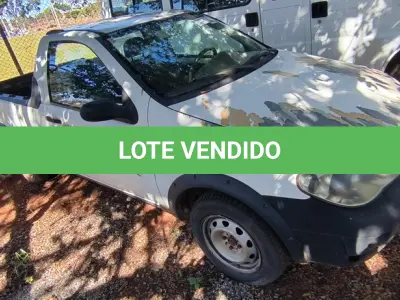LOTE 030 - 01 FIAT STRADA PICK UP FIRE FLEX; PLACA: JIF-1584; ANO: 2009.  CHASSI: 9BD27803M97161591, RENAVAM: 00148259901; (PINTURA DO CAPÔ E TETO DESGASTADOS). (NO ESTADO)
