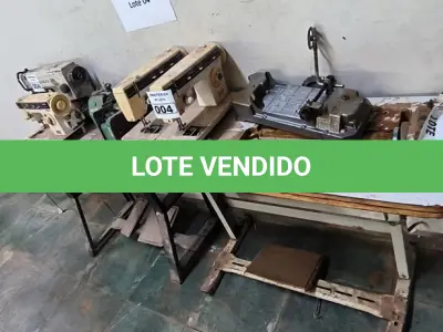 LOTE 004 - APROXIMADAMENTE 6 DE MÁQUINAS DE COSTURA DOMÉSTICA E INDUSTRIAL. (NO ESTADO)