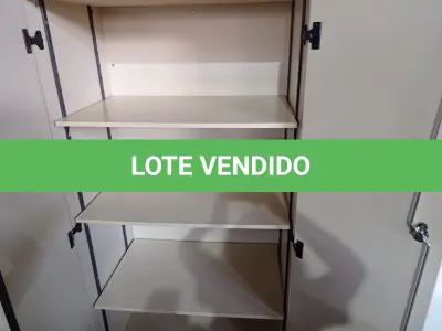 LOTE 267 - 01 ARMÁRIO PARA ESCRITÓRIO 02 PORTAS. (NO ESTADO) ATENÇÃO! FAZER A VISITAÇÃO ANTES DE ARREMATAR, NÃO SABEMOS SE FUNCIONA. LEILÃO NÃO TEM GARANTIA E NEM DEVOLUÇÃO, SUJEITO A POSSÍVEIS AVARIAS VISÍVEIS/OCULTAS E/OU AUSÊNCIA DE COMPONENTES.