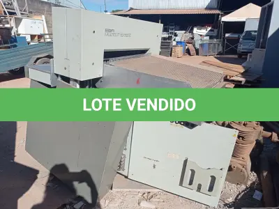 LOTE 313 - 01 MÁQUINA GRÁFICA EBA MULTICUT 10/720. (NO ESTADO) ATENÇÃO! FAZER A VISITAÇÃO ANTES DE ARREMATAR, NÃO SABEMOS SE FUNCIONA. LEILÃO NÃO TEM GARANTIA E NEM DEVOLUÇÃO, SUJEITO A POSSÍVEIS AVARIAS VISÍVEIS/OCULTAS E/OU AUSÊNCIA DE COMPONENTES.
